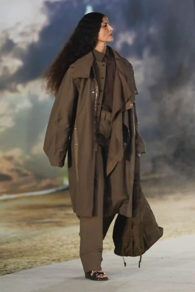 Look 20